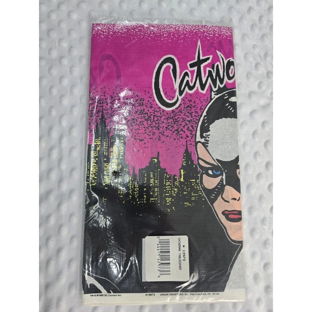 Vintage 1992 Catwoman Party Tablecloth New Unique Birthday Paper Tablecover USA
